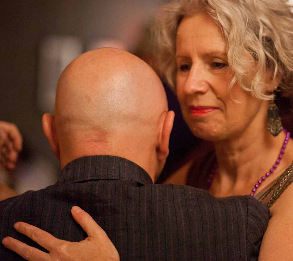 Canon EOS 5D Mark II  --  EF85mm f/1.8 USM -- 1/250 sec at f / 2.0 -- ISO 4000 -- -1/3 EV -- 