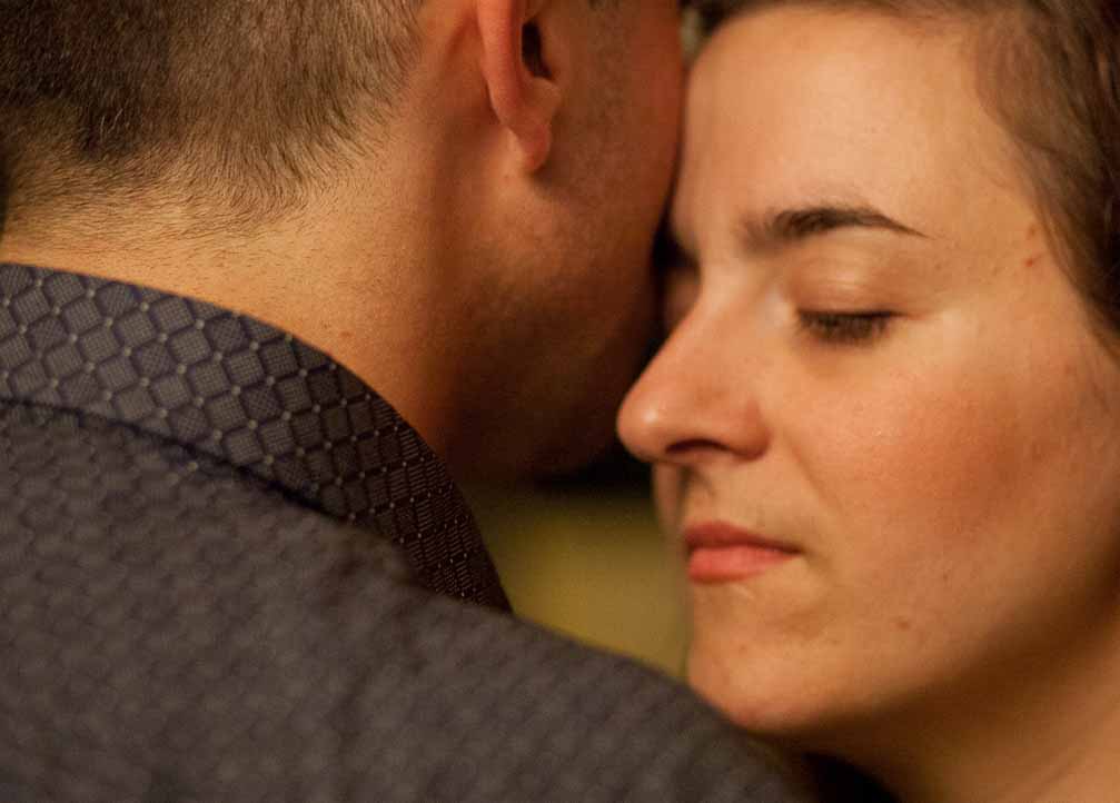 Canon EOS 5D Mark II  --  EF85mm f/1.8 USM -- 1/200 sec at f / 2.2 -- ISO 5000 -- 0 EV -- 