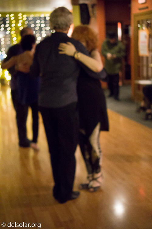 ILCE-6000  --  35 mm  --  E 35mm F1.8 OSS  