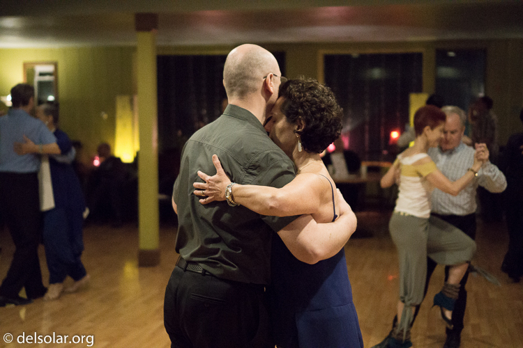 ILCE-6000  --  35 mm  --  E 35mm F1.8 OSS  