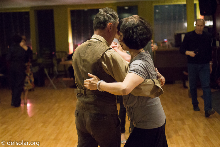 ILCE-6000  --  35 mm  --  E 35mm F1.8 OSS  