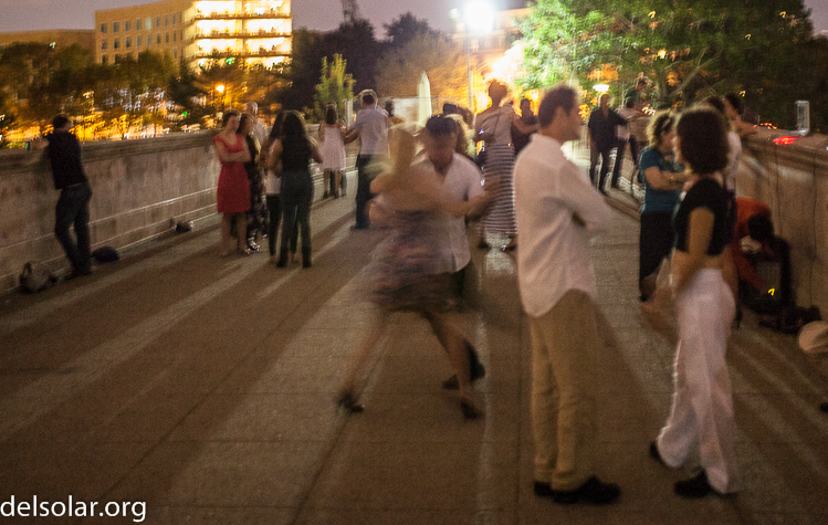 Canon EOS 5D Mark II  --  35 mm  --  35mm  