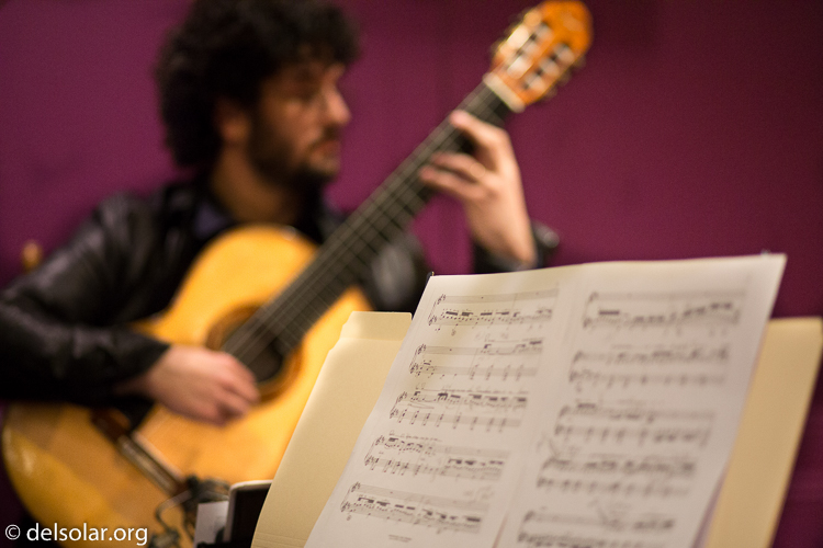 Canon EOS 5D Mark III  --  85 mm  --  EF85mm f/1.8 USM  