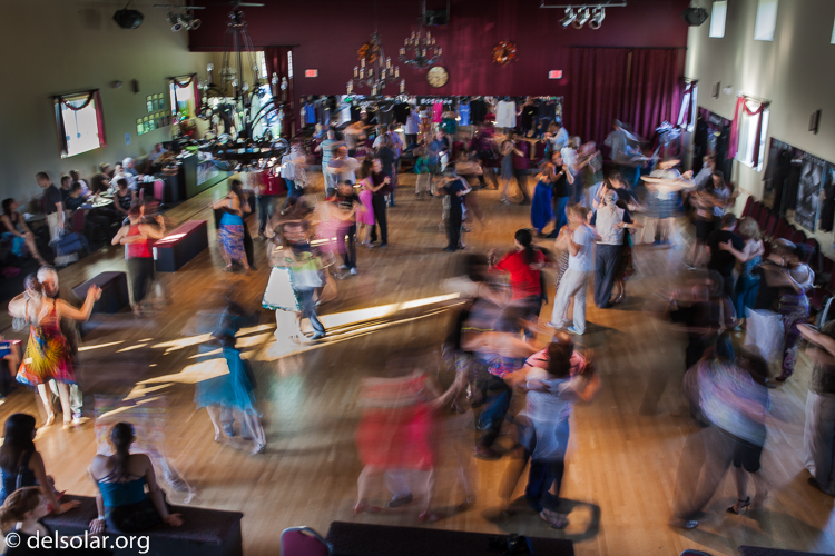 Canon EOS 5D Mark II  --  35 mm  --  35mm  