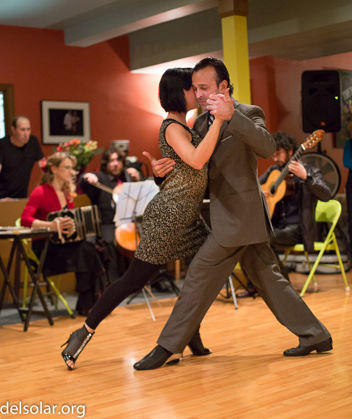 Canon EOS 5D Mark III - EF50mm f/1.4 USM