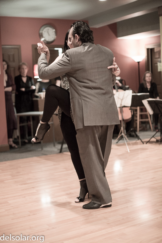 Canon EOS 5D Mark III - EF50mm f/1.4 USM