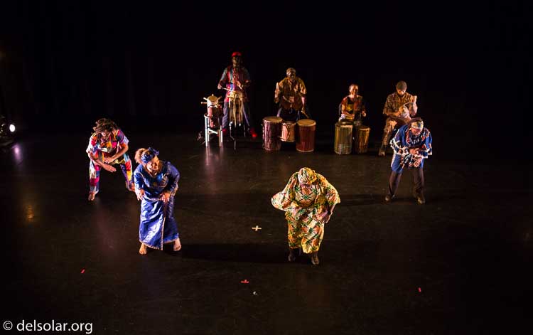 Canon EOS 5D Mark III  --  35 mm  --  35mm  