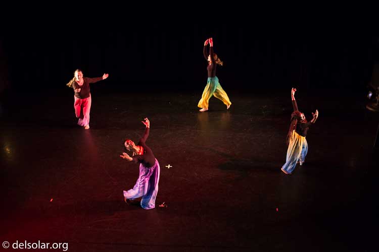 Canon EOS 5D Mark III  --  35 mm  --  35mm  