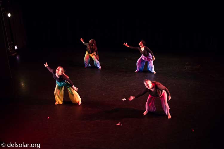 Canon EOS 5D Mark III  --  35 mm  --  35mm  