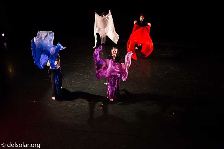 Canon EOS 5D Mark III  --  35 mm  --  35mm  