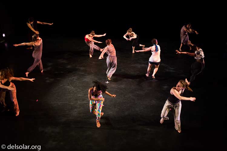 Canon EOS 5D Mark III  --  35 mm  --  35mm  