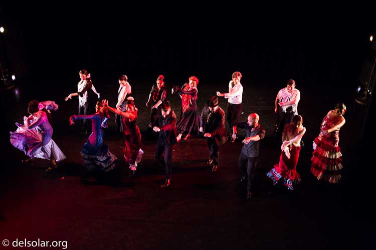 Canon EOS 5D Mark III  --  35 mm  --  35mm  