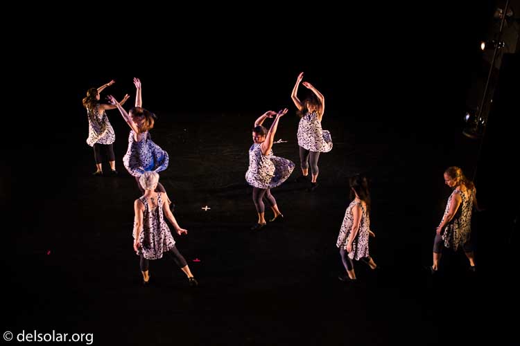 Canon EOS 5D Mark III  --  35 mm  --  35mm  