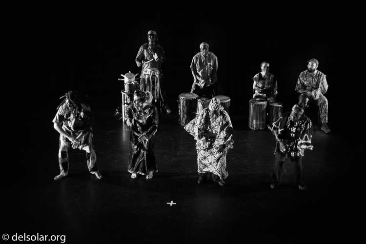 Canon EOS 5D Mark II  --  50 mm  --  EF50mm f/1.4 USM  