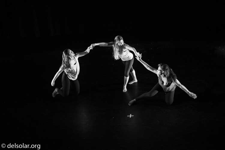 Canon EOS 5D Mark II  --  50 mm  --  EF50mm f/1.4 USM  