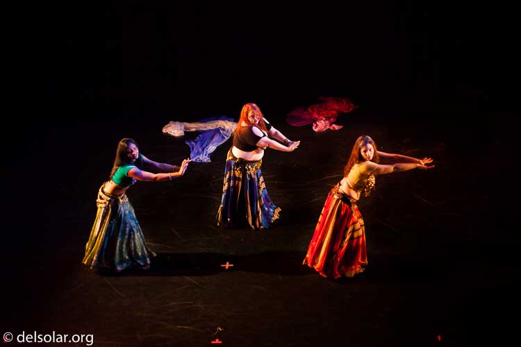 Canon EOS 5D Mark II  --  50 mm  --  EF50mm f/1.4 USM  