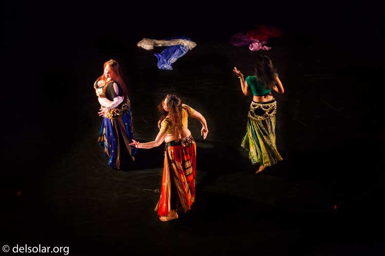 Canon EOS 5D Mark II  --  50 mm  --  EF50mm f/1.4 USM  