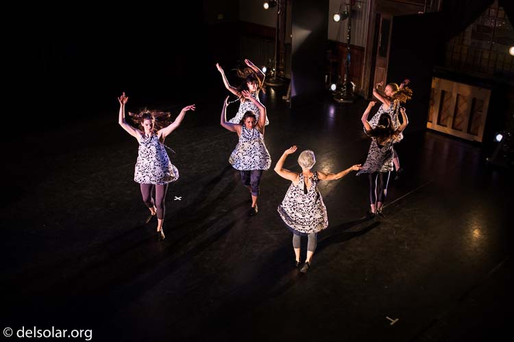 Canon EOS 5D Mark III  --  35 mm  --  35mm  