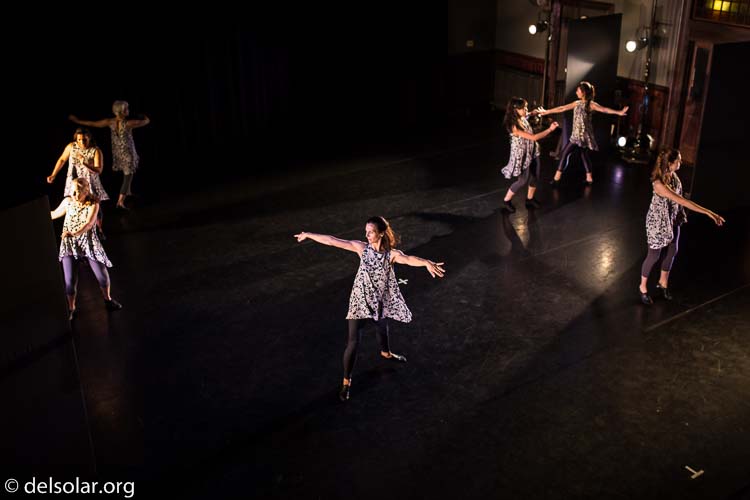 Canon EOS 5D Mark III  --  35 mm  --  35mm  