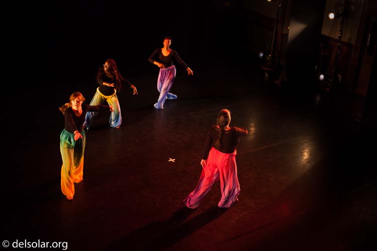 Canon EOS 5D Mark II  --  50 mm  --  EF50mm f/1.4 USM  