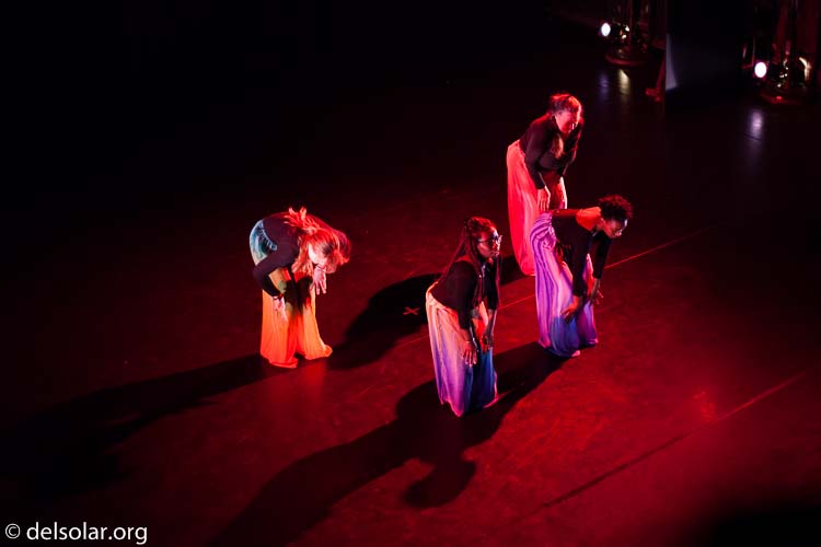 Canon EOS 5D Mark II  --  50 mm  --  EF50mm f/1.4 USM  