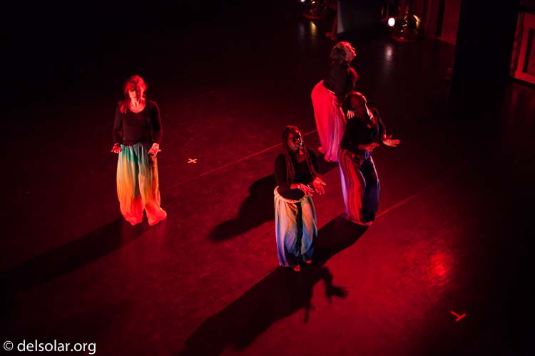 Canon EOS 5D Mark II  --  50 mm  --  EF50mm f/1.4 USM  