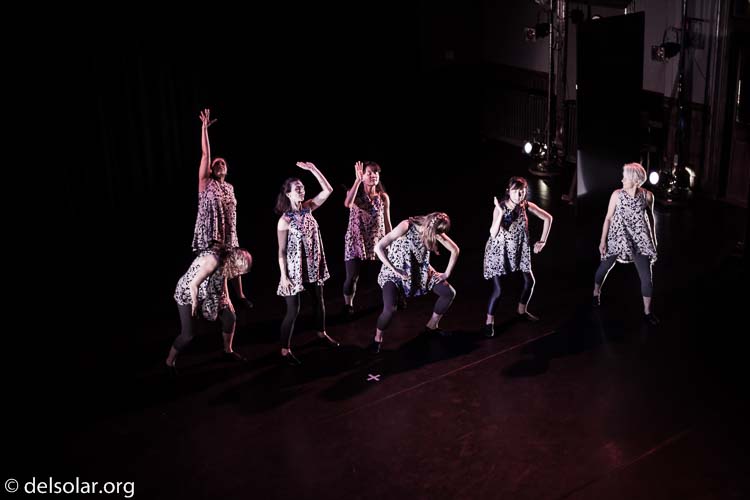 Canon EOS 5D Mark II  --  50 mm  --  EF50mm f/1.4 USM  