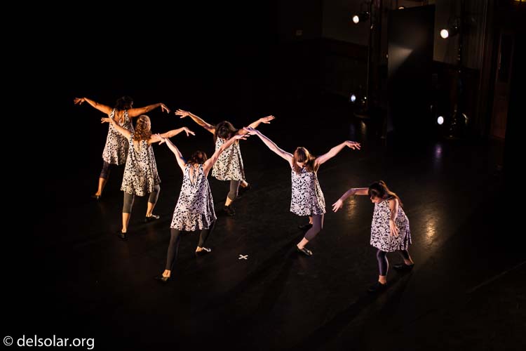 Canon EOS 5D Mark II  --  50 mm  --  EF50mm f/1.4 USM  