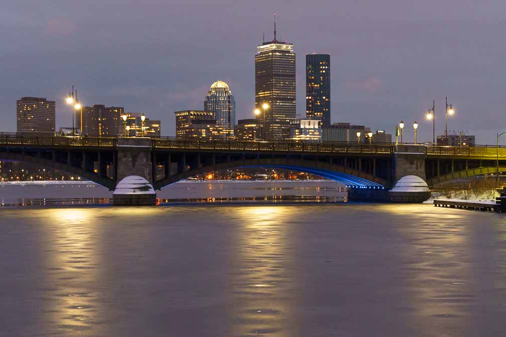 ILCE-7M3  --  E 28-200mm F2.8-5.6 A071 -- 1/10 sec at f / 7.1 -- ISO 2500 -- 0 EV -- 